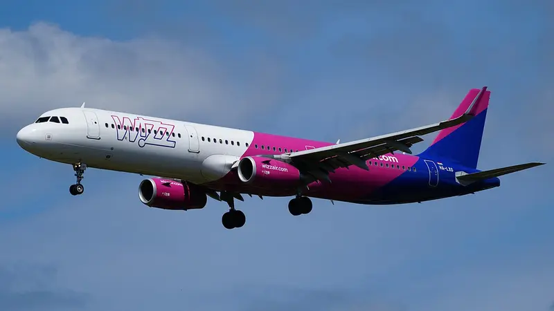 Wizz Air Baggage Policy 2026 - Bag Sizes, Rules &amp; Fees